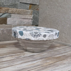 charlotte couvre plat blanc pois