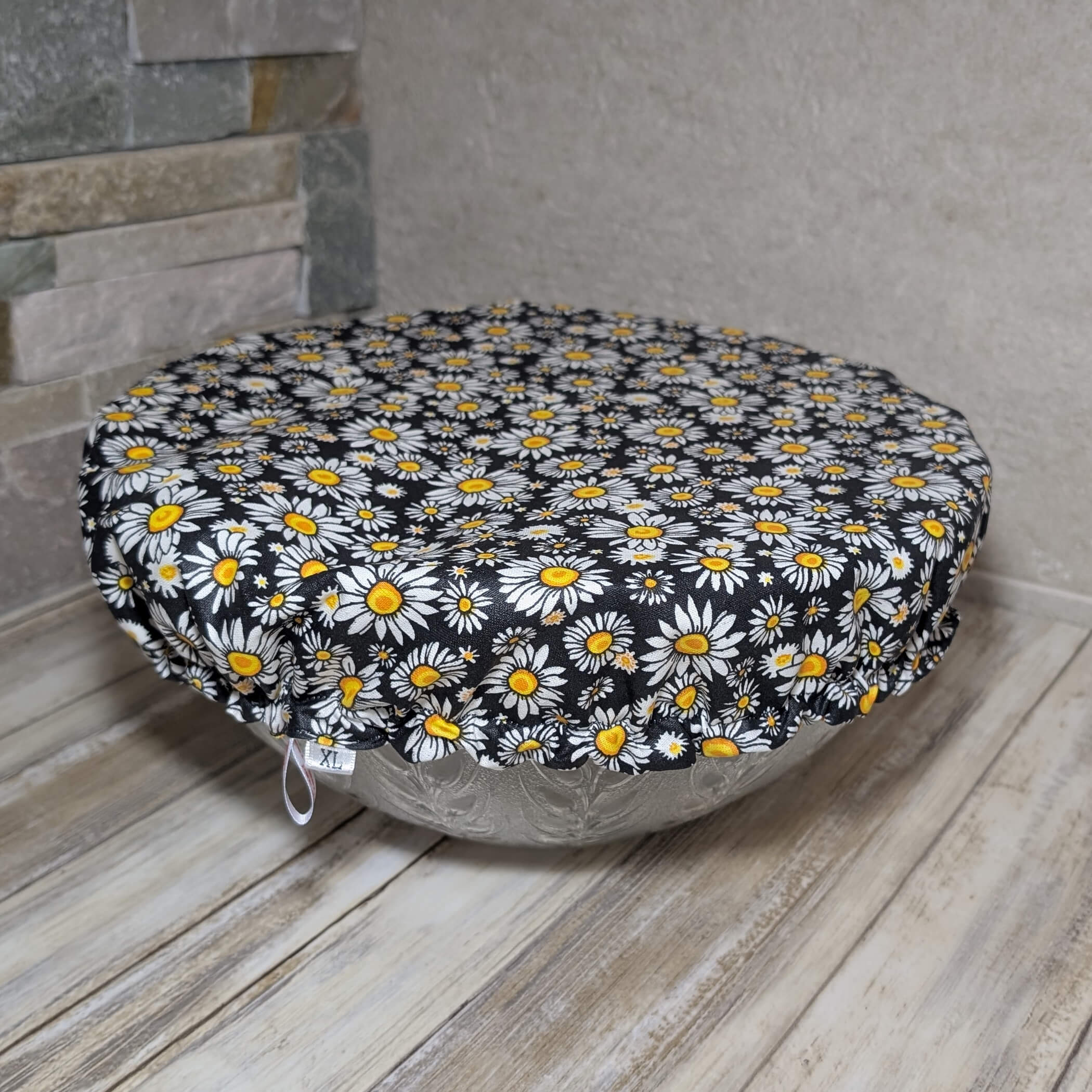 produit-charlotte-paquerettes-taille-XL charlotte couvre plat noir pâquerettes taille xl