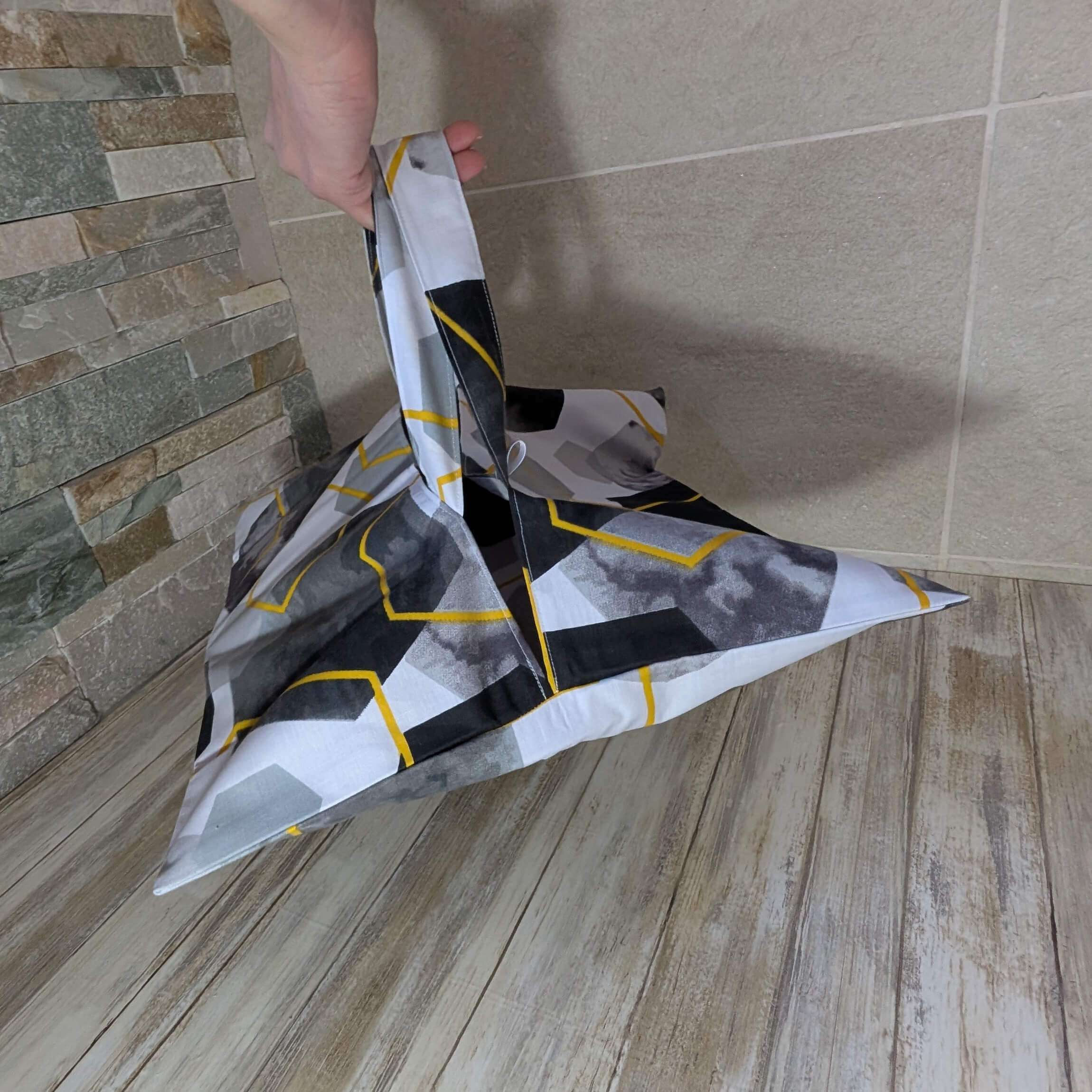 sac à tarte gris hexagones démonstration